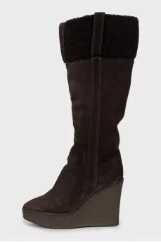 Insulated suede wedge boots