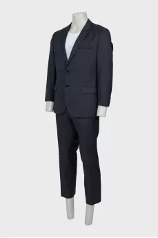 Men's wool suit in fine print