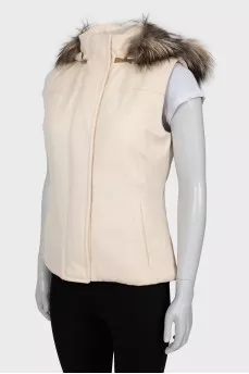 Cashmere vest with fur hood