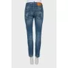 Distressed jeans with patches