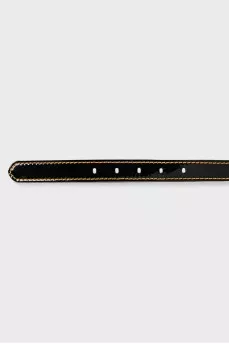 Lacquered belt with contrasting stitching