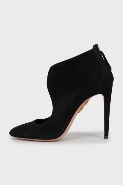 Suede pumps with gold hardware