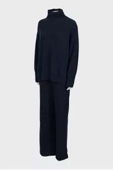 Blue knitted suit