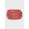 Leather bracelet decorated with chain