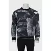 Men's sweatshirt in black and white print