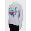 Gray sweatshirt with signature print