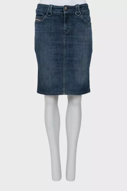 Tapered denim skirt