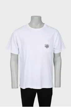 Men's white T-shirt with pocket