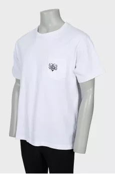 Men's white T-shirt with pocket
