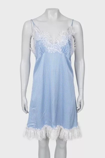 Striped dress with lace