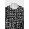 Straight-cut coat without collar