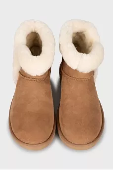 Brown ugg boots with fur