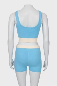 Knitted suit with shorts
