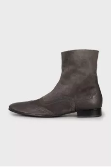 Men's suede boots with perforations