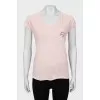 Pink T-shirt extended at the back