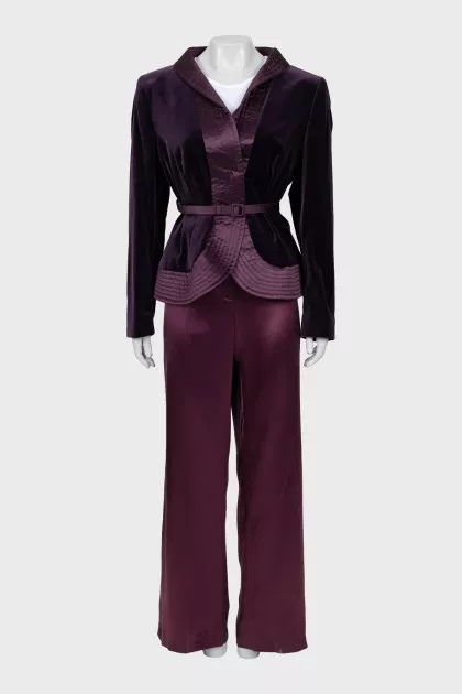 Purple suit with trousers
