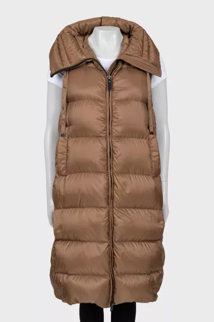 The cube vest with tag