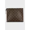 Clutch in branded print