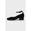 Suede mid heels