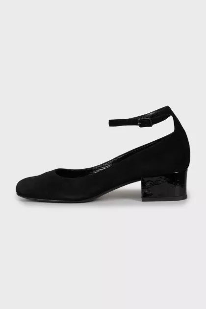 Suede mid heels