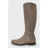 Suede boots with zipper