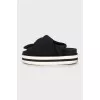 High-soled flip-flops