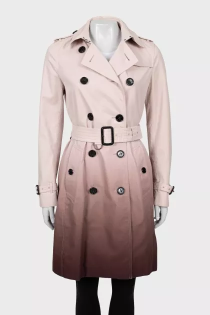 Trench coat in gradient print