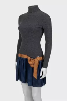 Fitted dress in combined color