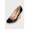 Patent leather high wedge shoes