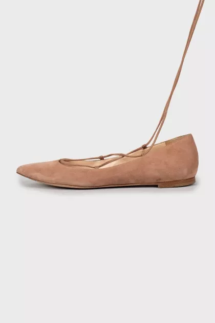Suede ballerinas with ties