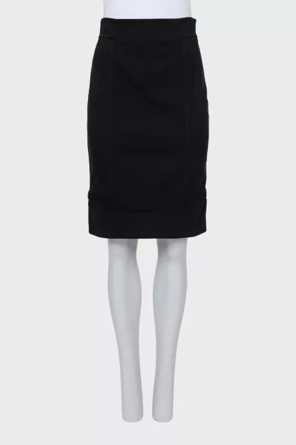 Black straight skirt
