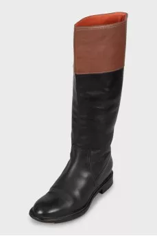Mixed leather boots