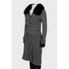 Single-breasted coat with fur collar