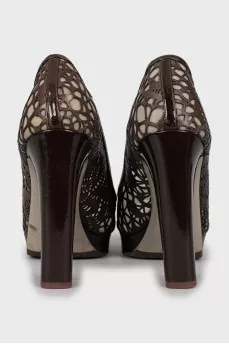 Perforated open toe shoes