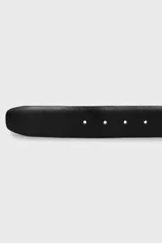 Men's belt with gold buckle