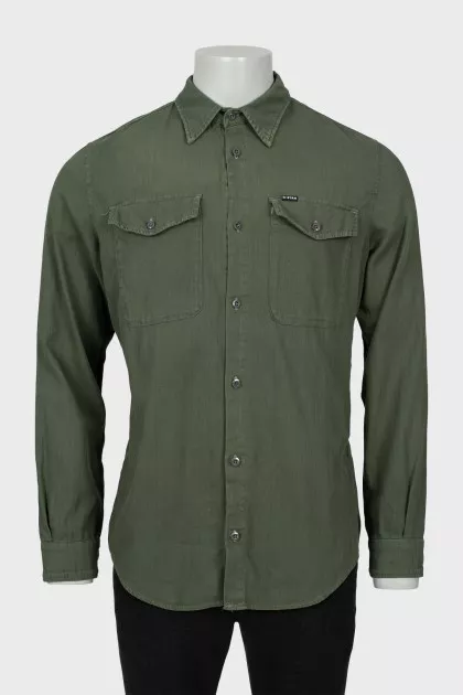 Men's green shirt with pockets