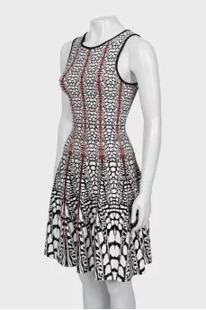 Sleeveless knitted dress