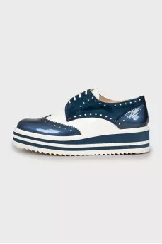 Mixed color leather brogues