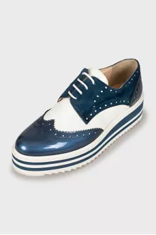 Mixed color leather brogues