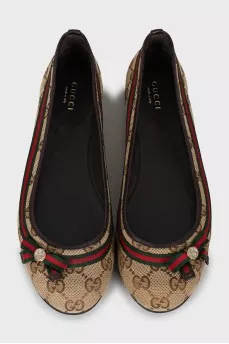 Ballet flats in signature print
