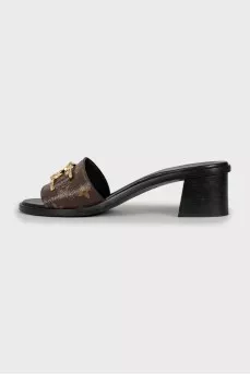 Leather block heel slides