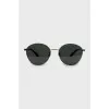 Sunglasses with logo on arms