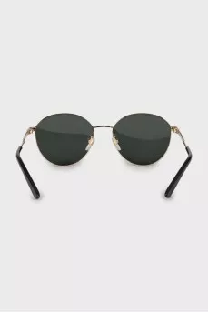 Sunglasses with logo on arms