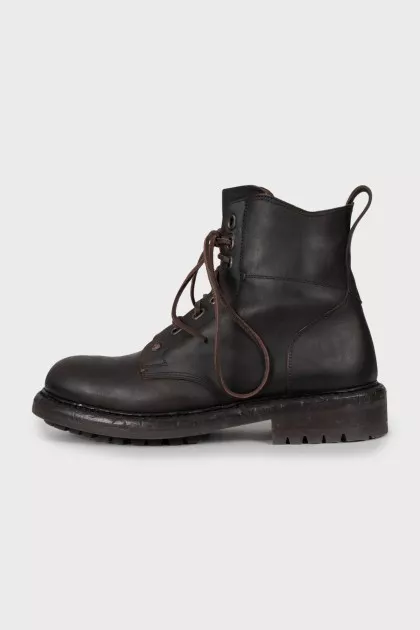 Men's brown leather boots