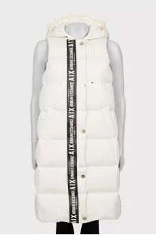 Quilted vest with gold buttons