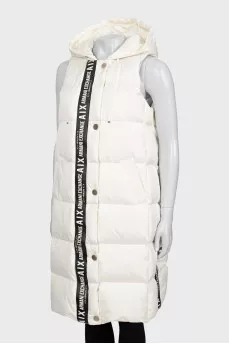 Quilted vest with gold buttons