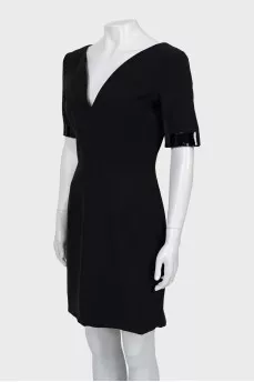 Fitted dress with patent leather inserts