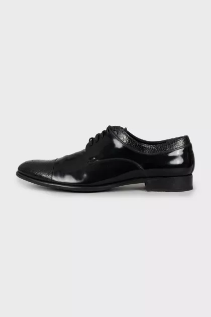 Men's black shoes with embossed leather