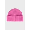 Knitted hat with tag