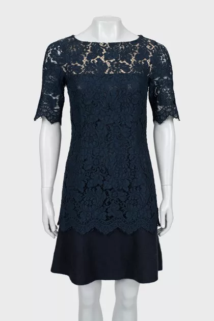 Guipure dress with short sleeves